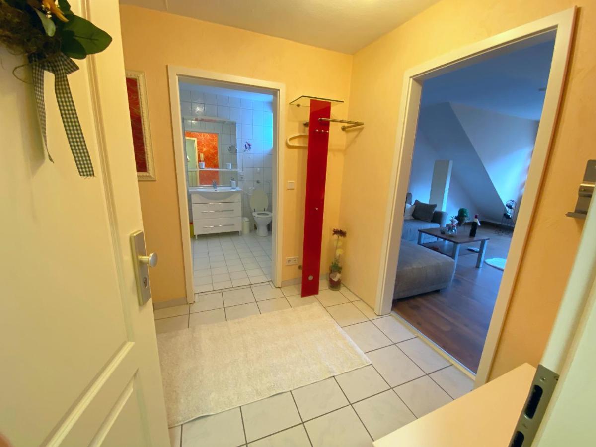 Schoene Fewo Moselblick Wlan Netflix Freizeitpark Apartamento Klotten Exterior foto